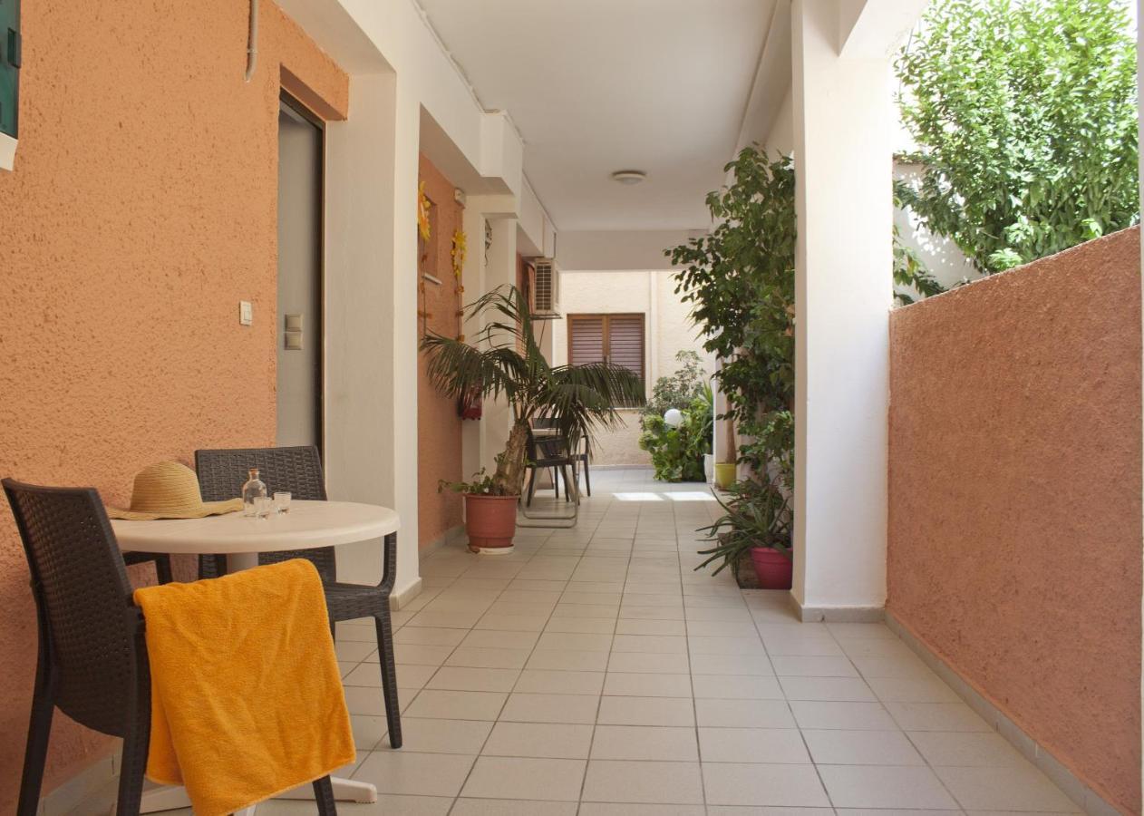 Vaso Apartments Платаньяс Экстерьер фото